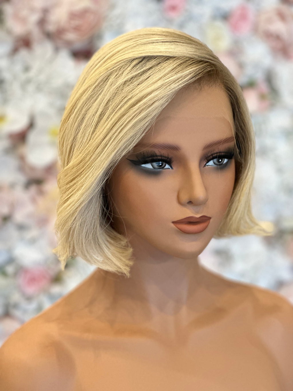 Sexy Blonde Bob