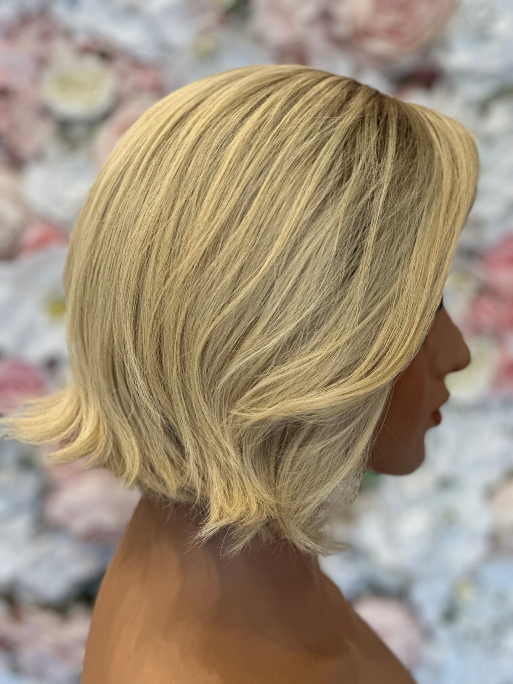 Sexy Blonde Bob